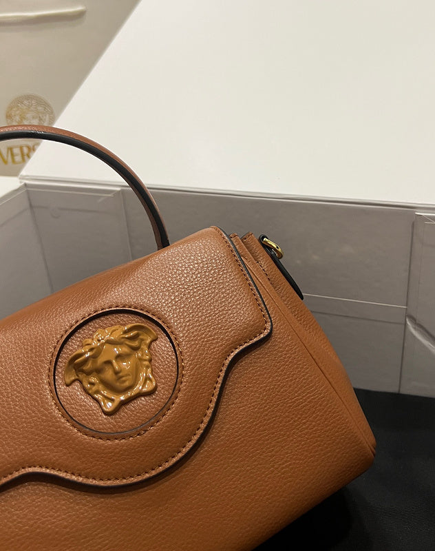 Amelia's Bag Gallery - VAR Bags - 170