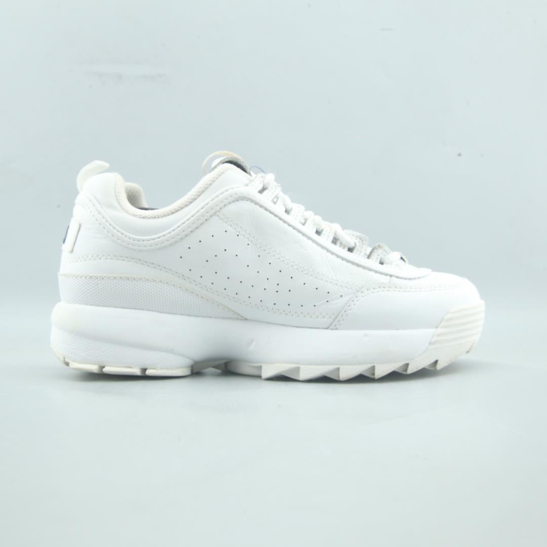 FILA .