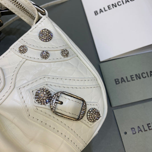BLN-Ciaga Le Cagole Mini Bag With Chain In White, For Women,  Bags 8.2in/21Amelia69581423EBY9016