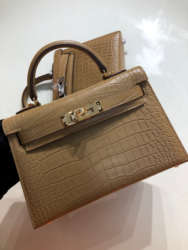 Amelia - HMS Bags - 1528
