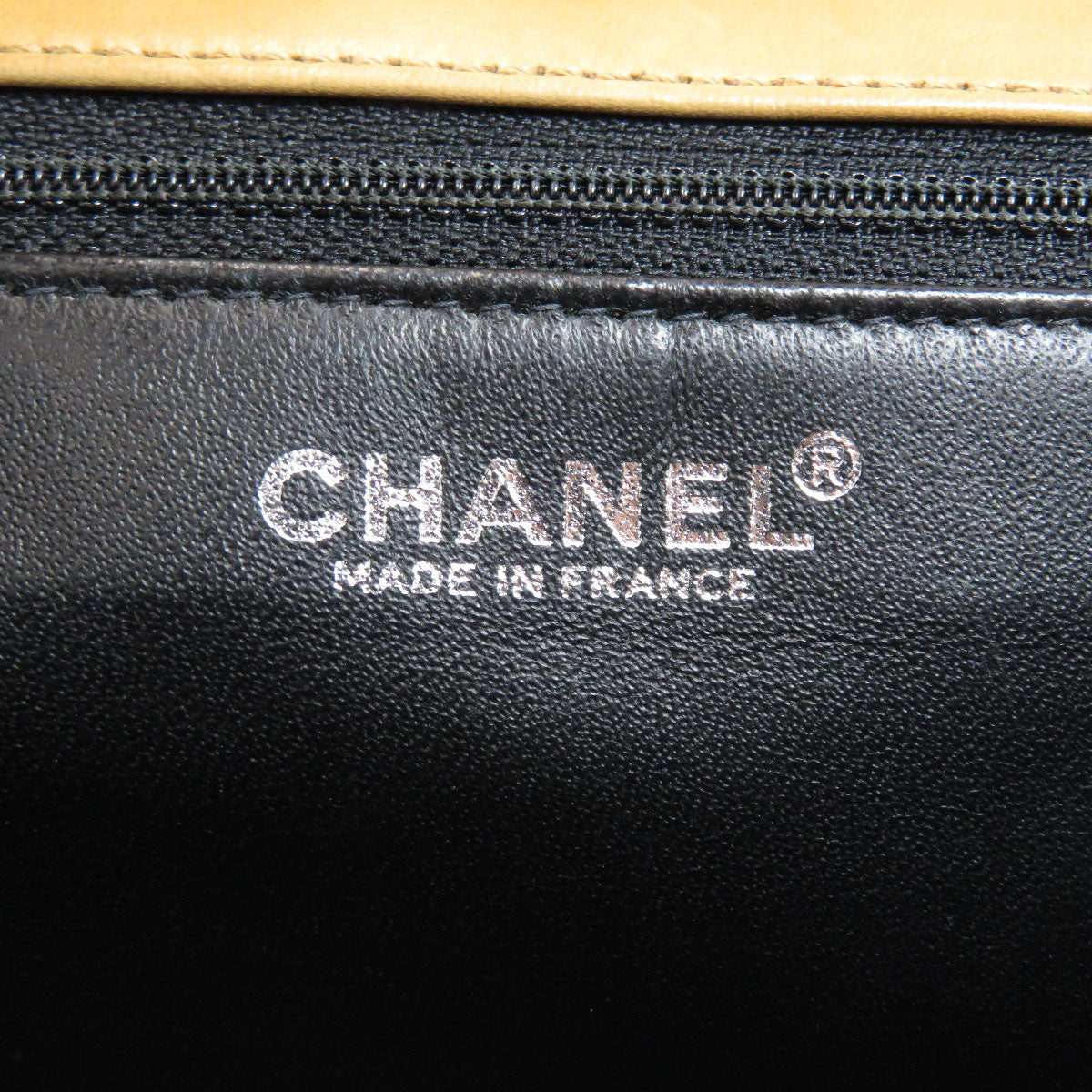 Chanel Matelasse Silver Metal Fittings Handbag Lambskin