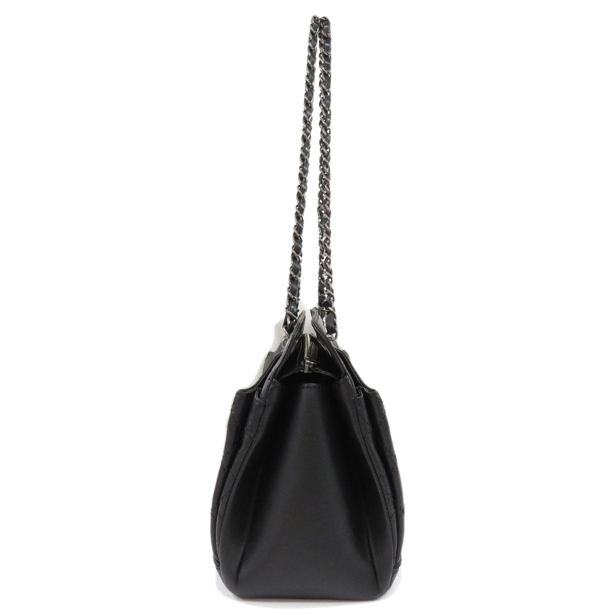 Chanel Chain Shoulder Bag Matelasse Silver Hardware Lambskin
