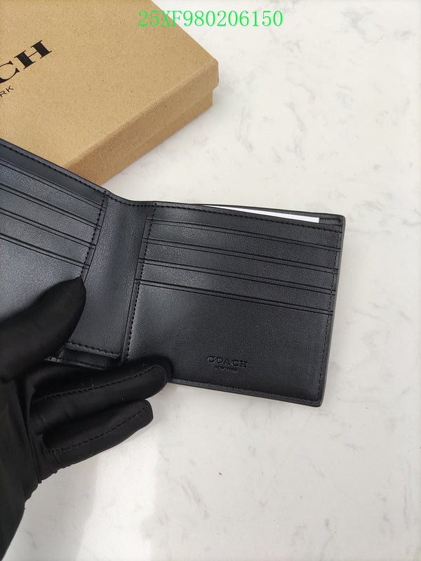 Amelia - CAH Wallet - 010