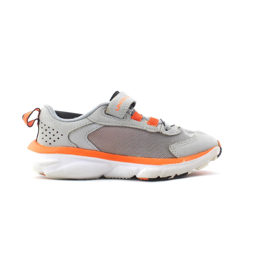 UNDER ARMOUR CHARGED ASSERT 9