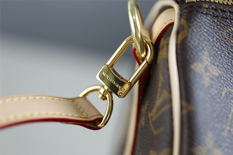 Fan Fashion Lu-Vi bags - 8188