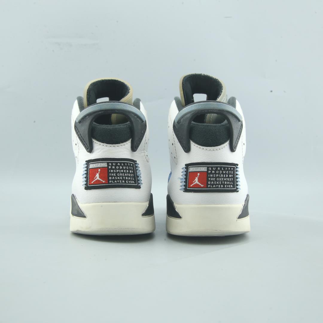 JORDAN 6 RETRO