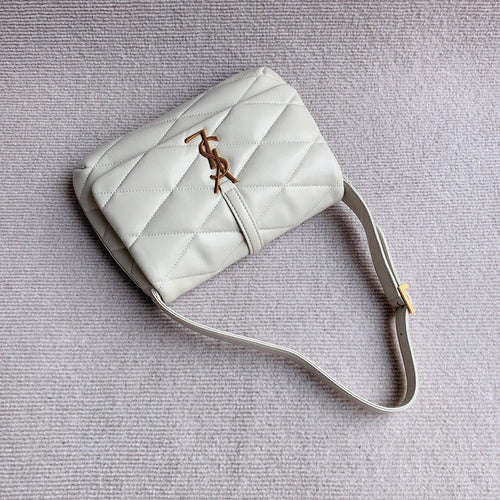 Amelia - YSL Bag - 3657