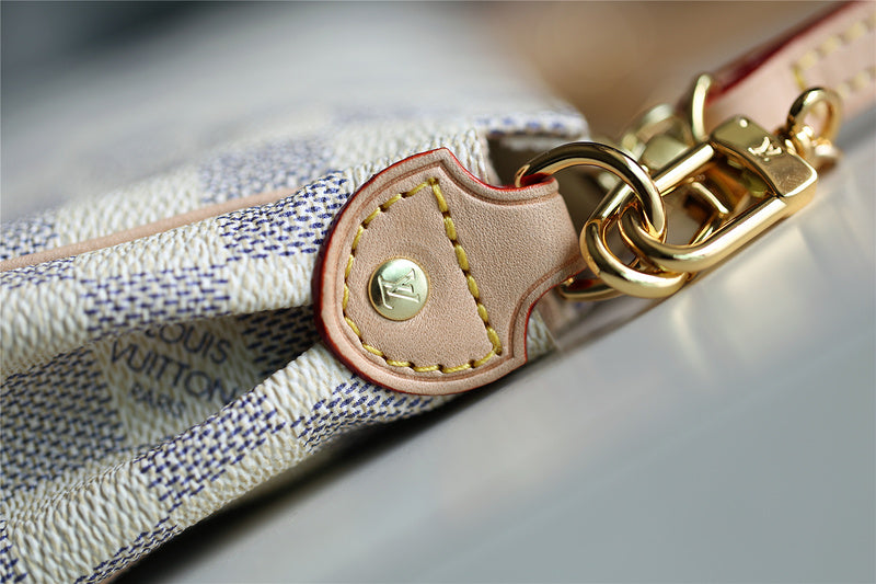 Fan Fashion Lu-Vi bags - 9377