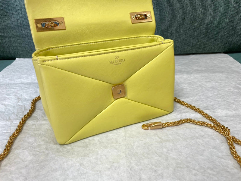 Amelia's Bag Gallery - VEL Bags - 585