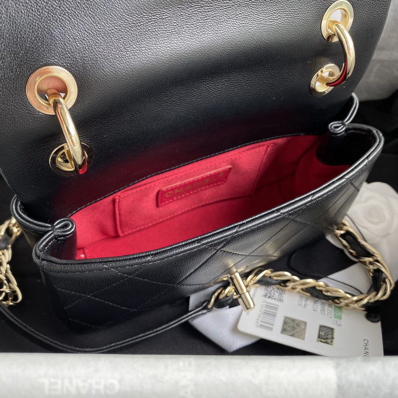 Wellow Bags - Chanel - Bags  - 492