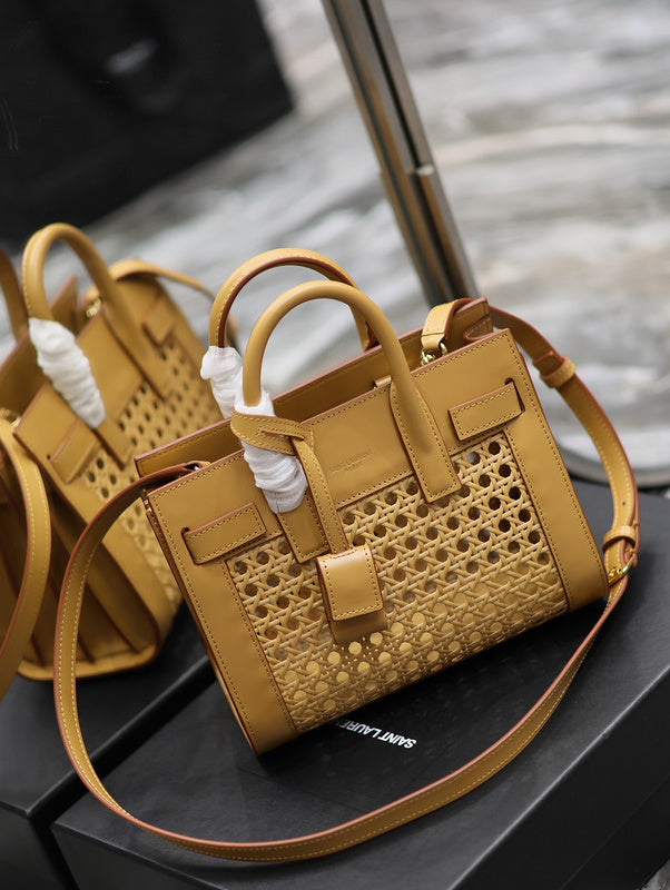 Amelia - YSL Bag - 1785