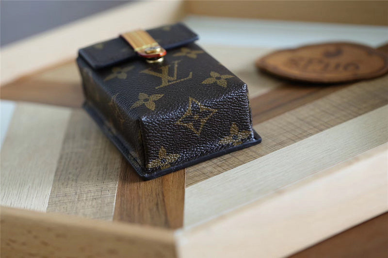 Fan Fashion Lu-Vi bags - 11094