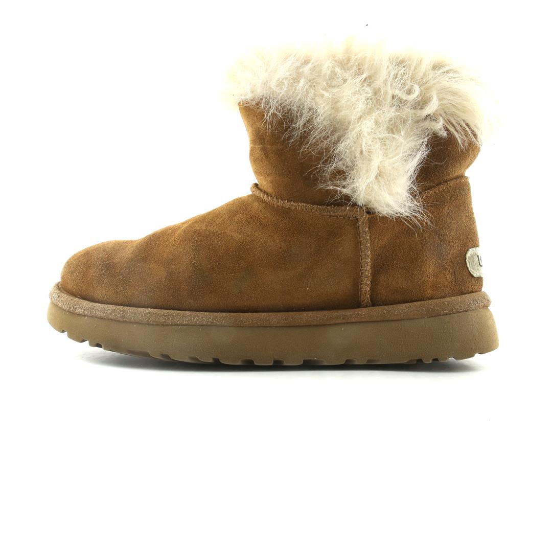 UGG  MILA