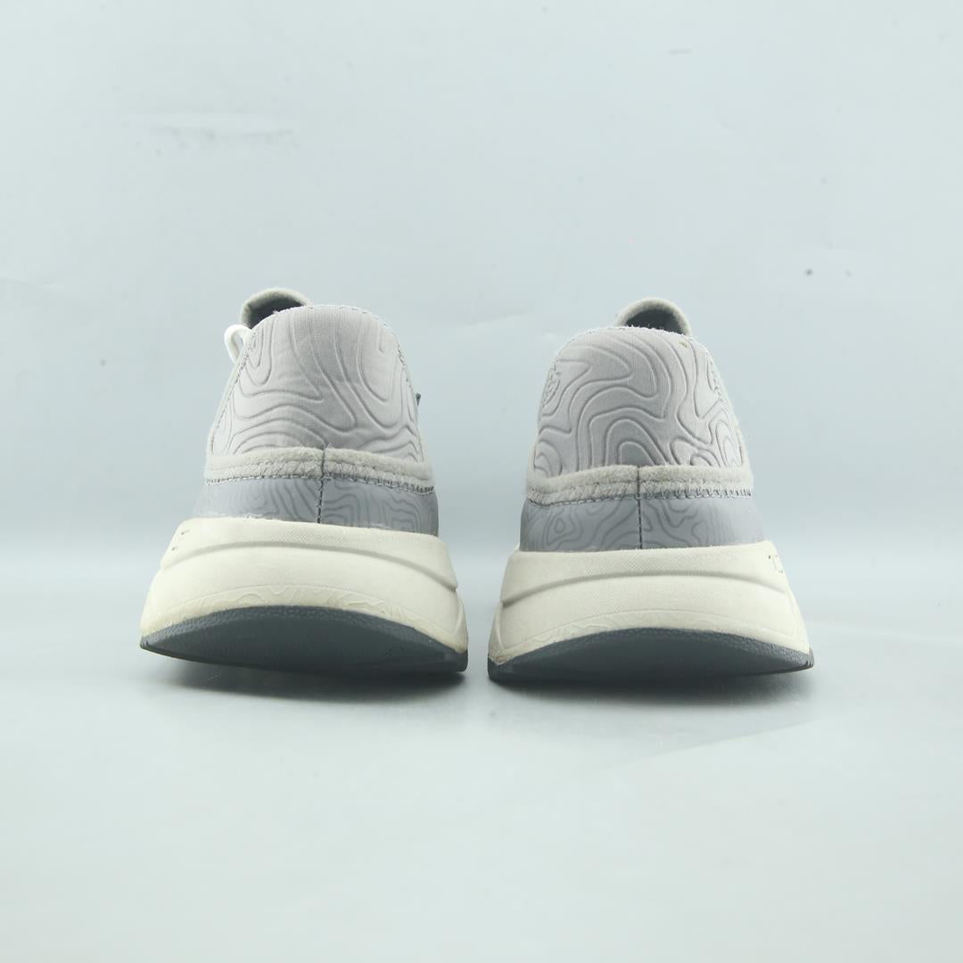 CLARKS DAVIS LOW