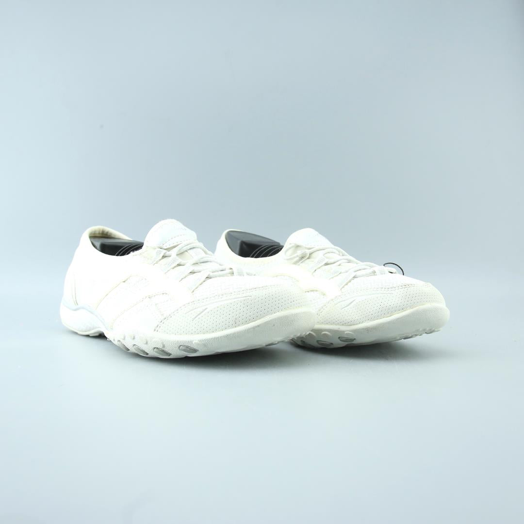SKECHERS MEMORY FOAM