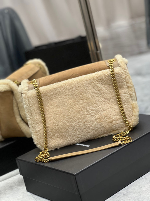 Amelia - YSL Bag - 3924