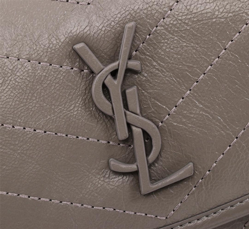 Amelia - YSL Bag - 2639