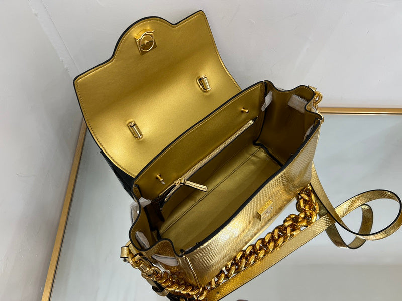 Amelia's Bag Gallery - VAR Bags - 006