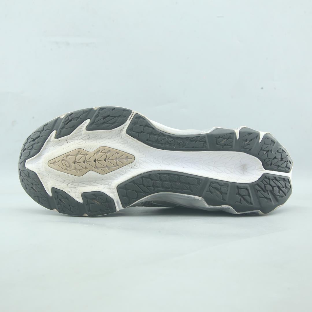 ASICS NOVABLAST 2