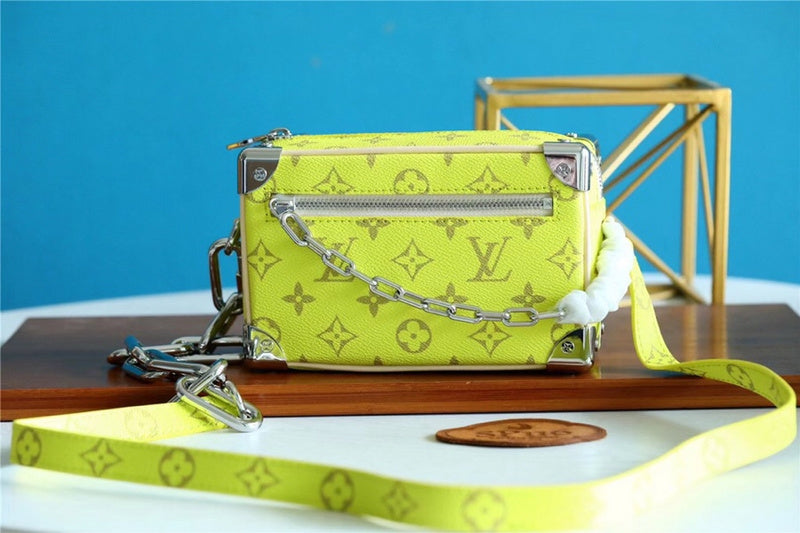 Fan Fashion Lu-Vi bags - 10168