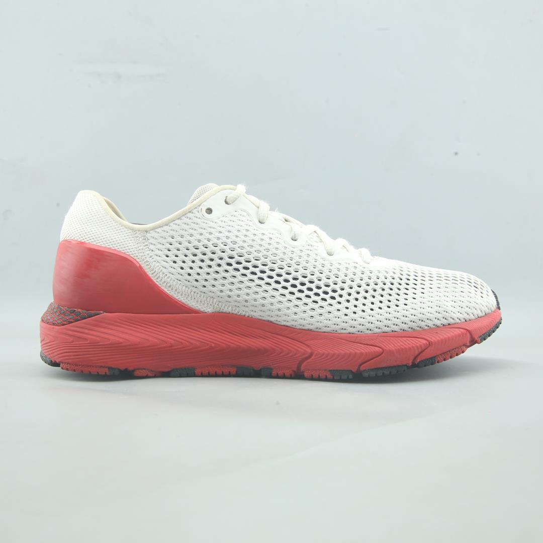 UNDER ARMOUR HOVR SONIC 4
