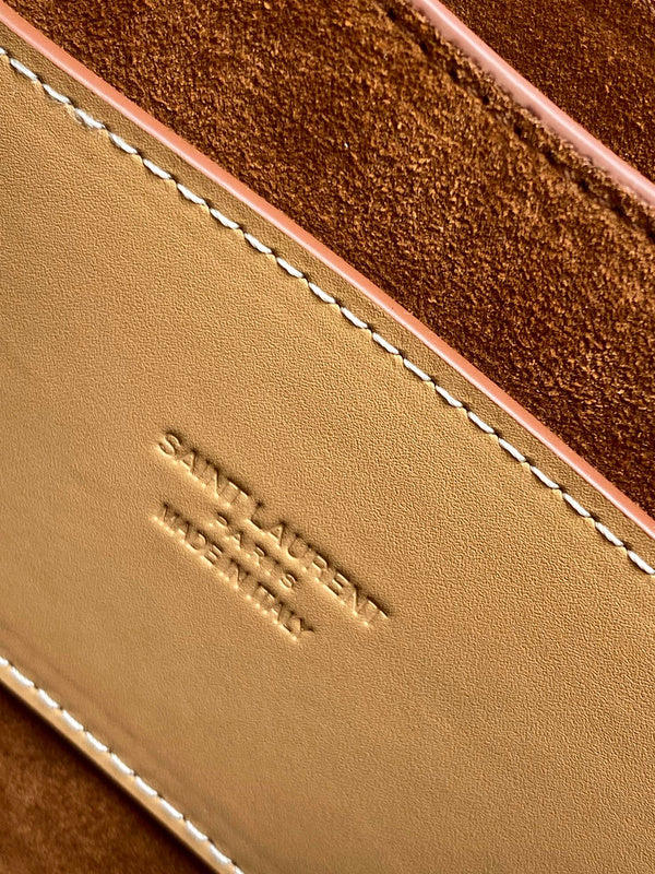 Amelia - YSL Bag - 4152
