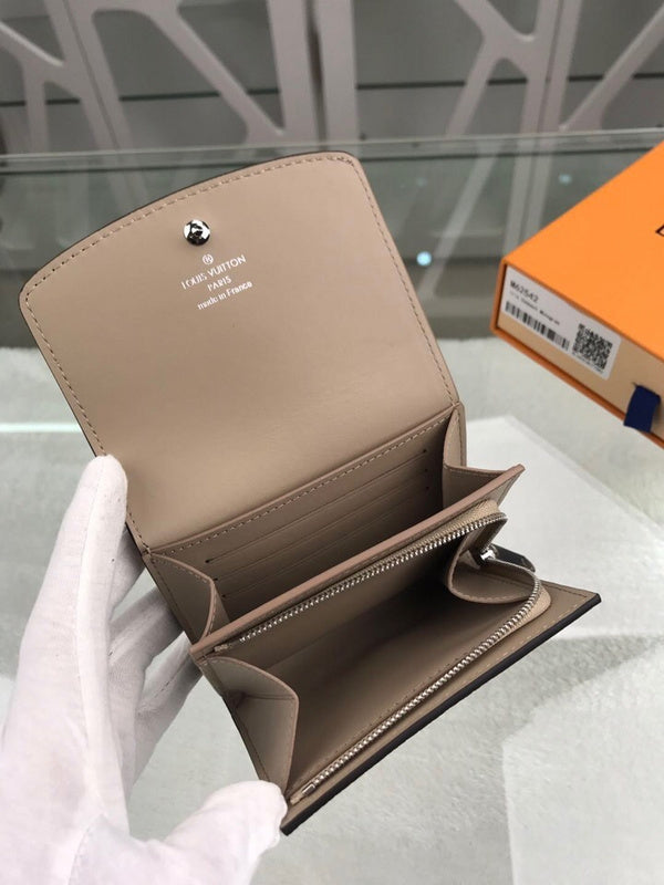 Fan Fashion Lu-Vi bags - 9145
