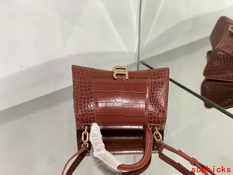 Amelia- BG Hourglass Bags - 148