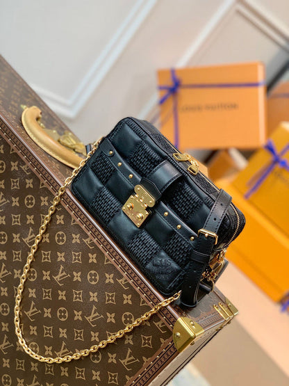 Fan Fashion Lu-Vi Bags - 16700