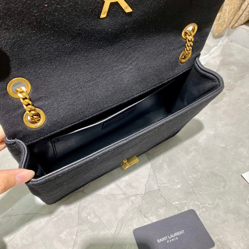 Amelia - YSL Bag - 4118