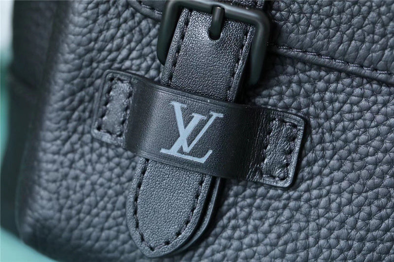 Fan Fashion Lu-Vi bags - 9664