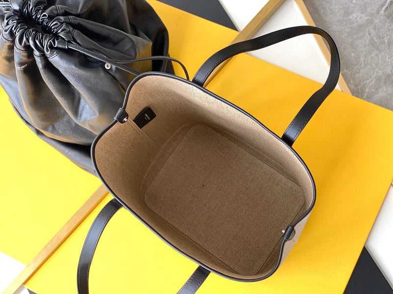 Amelia - YSL Bag - 4140