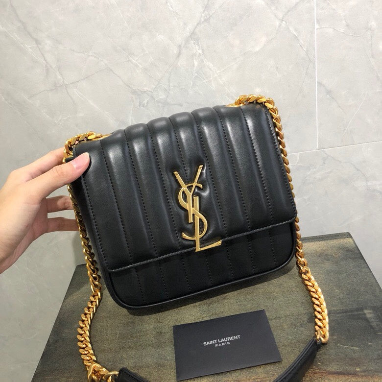 Amelia - YSL Bag - 4055
