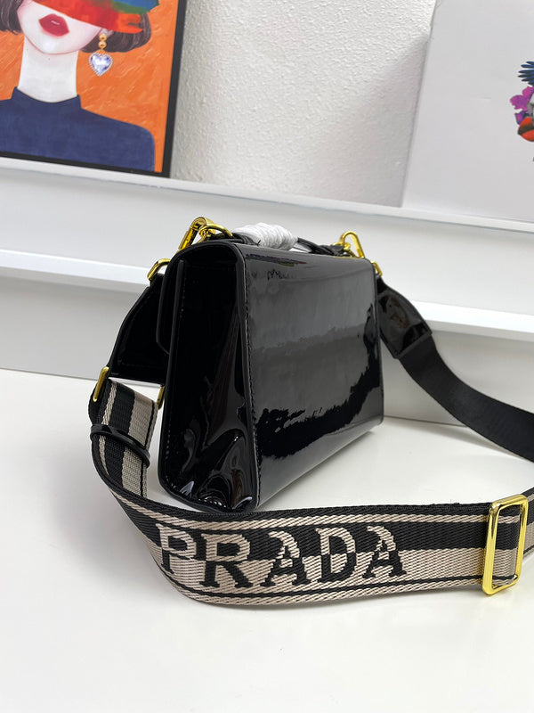Amelia- PRDA  LUXURY BAGS - 900