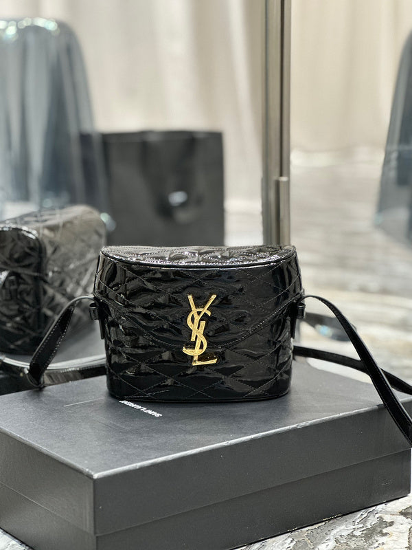 Amelia - YSL Bag - 3917