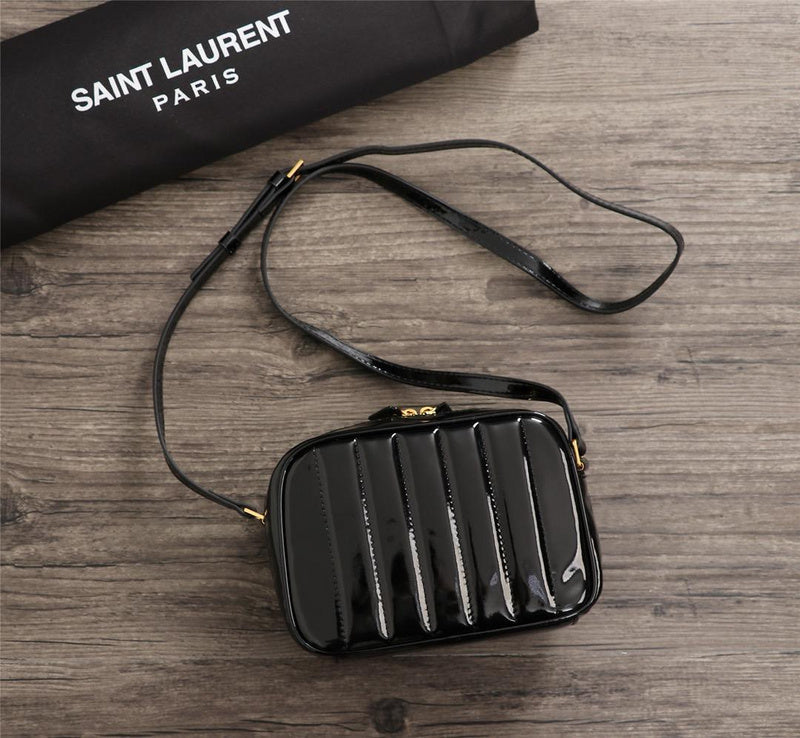 Amelia - YSL Bag - 2857