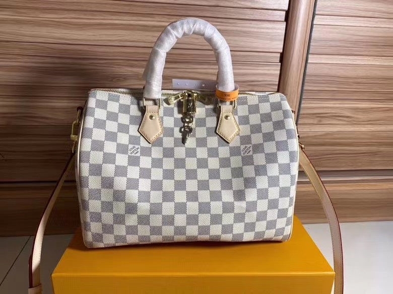 Fan Fashion Lu-Vi bags - 9478