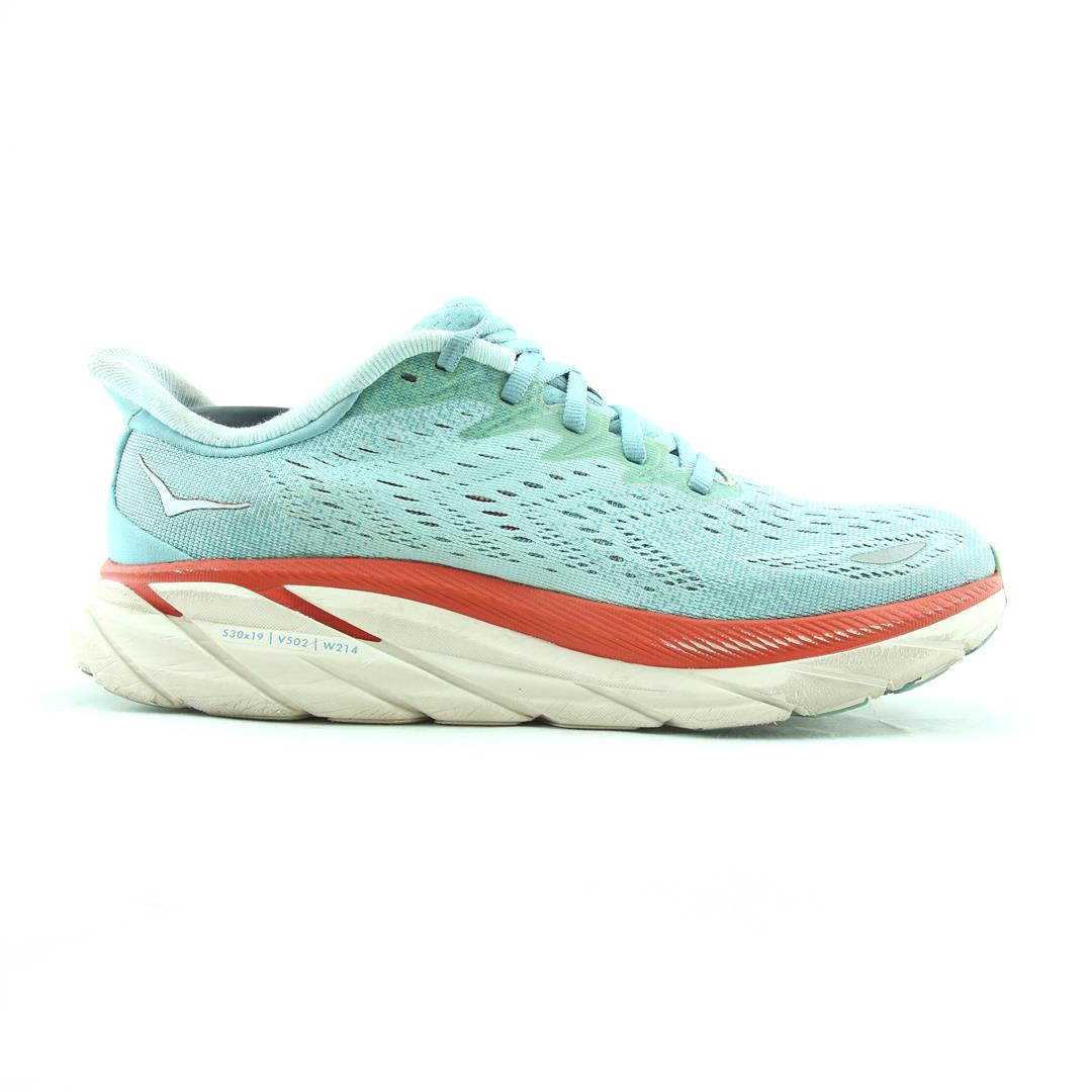 HOKA ONE ONE CLIFTON 8