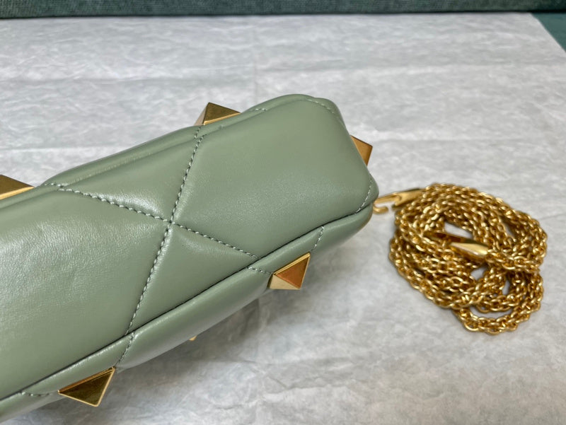 Amelia's Bag Gallery - VEL Bags - 587