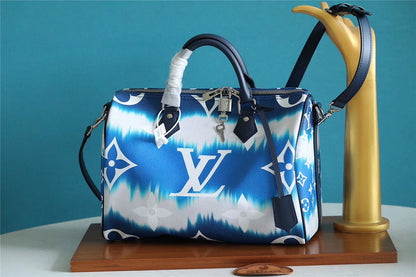 Fan Fashion Lu-Vi bags - 8163