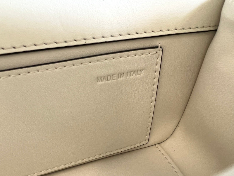 VAL LUXURY BAGS - FOR FASHION LOVERS  AFFORDABLE LUXURY BAGS- 1132