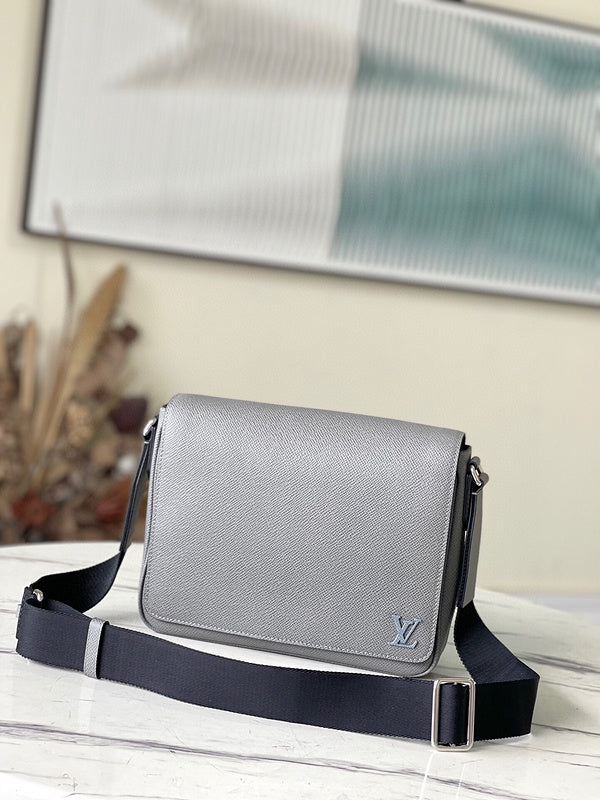 Fashion Lu-Vi bags - 4684