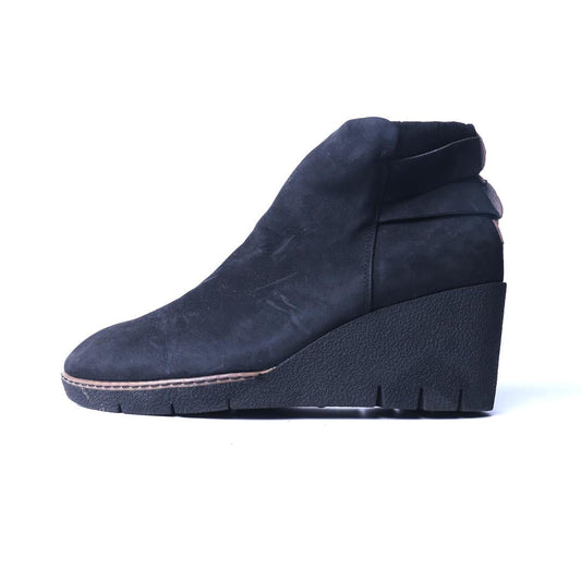 DR SCHOLLS LIBI