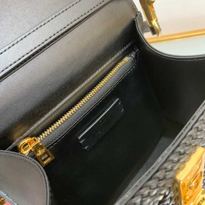 Amelia's Bag Gallery - VEL Bags - 677