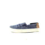 TOMS  LUCA