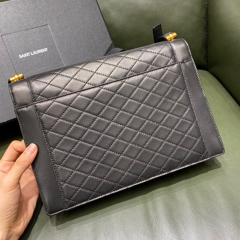 Amelia - YSL Bag - 3774