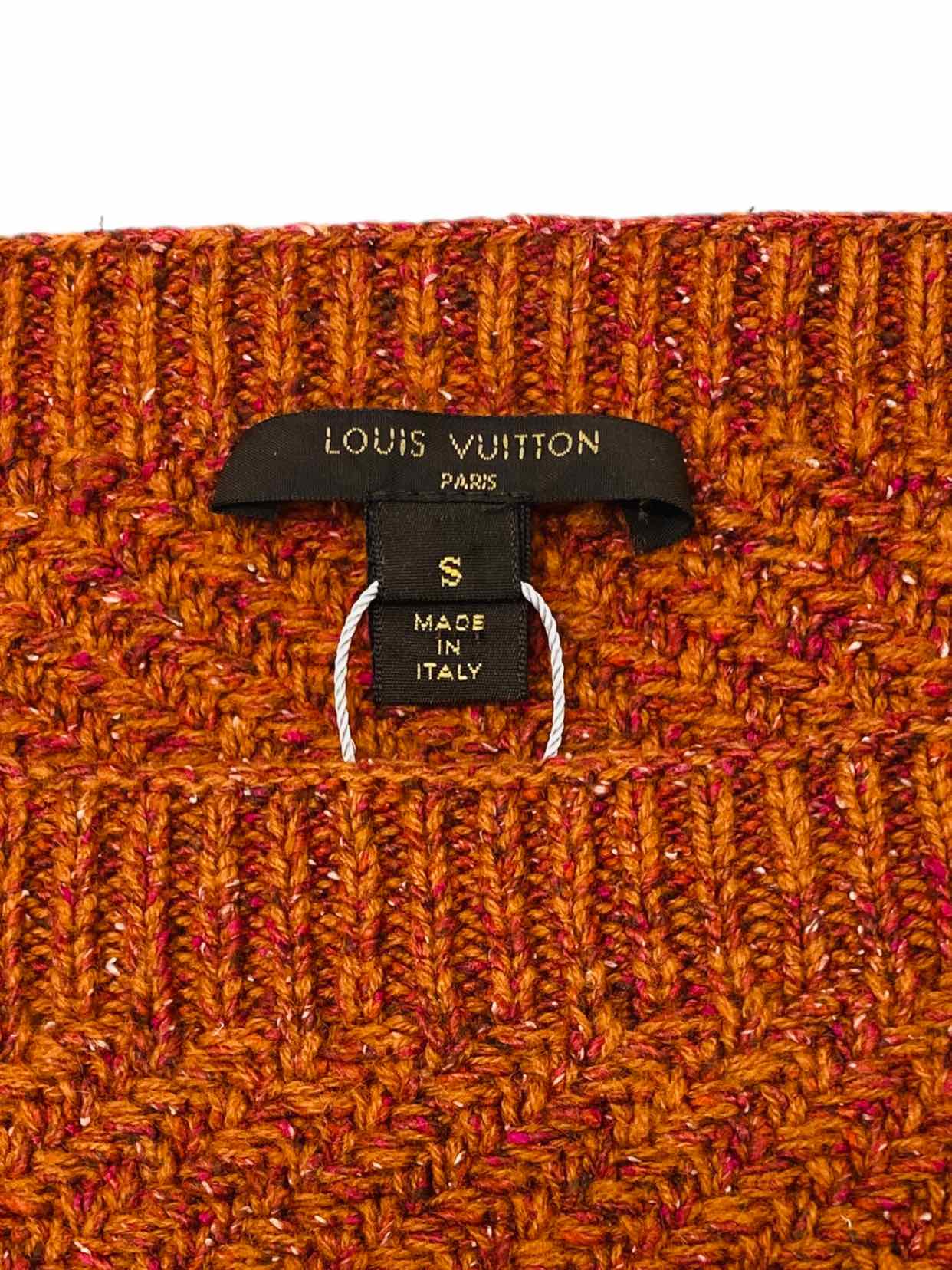 LOUIS VUITTON Orange w/ Pink & Brown Size Small Sweater