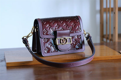 Fan Fashion Lu-Vi bags - 8125