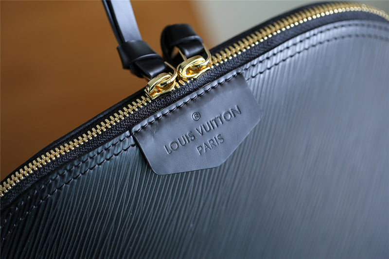 Fan Fashion Lu-Vi bags - 8291