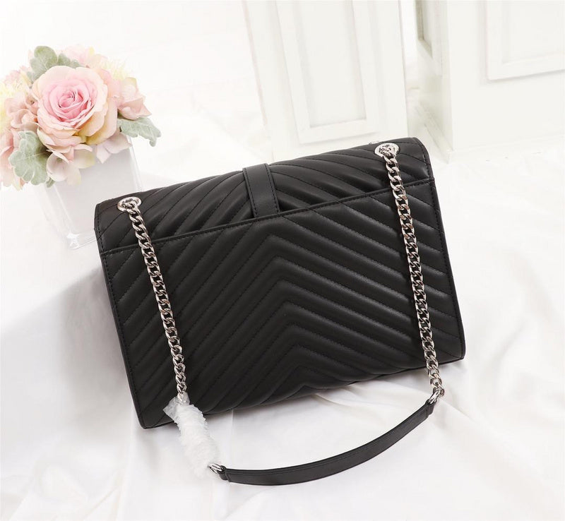 Amelia - YSL Bag - 2653